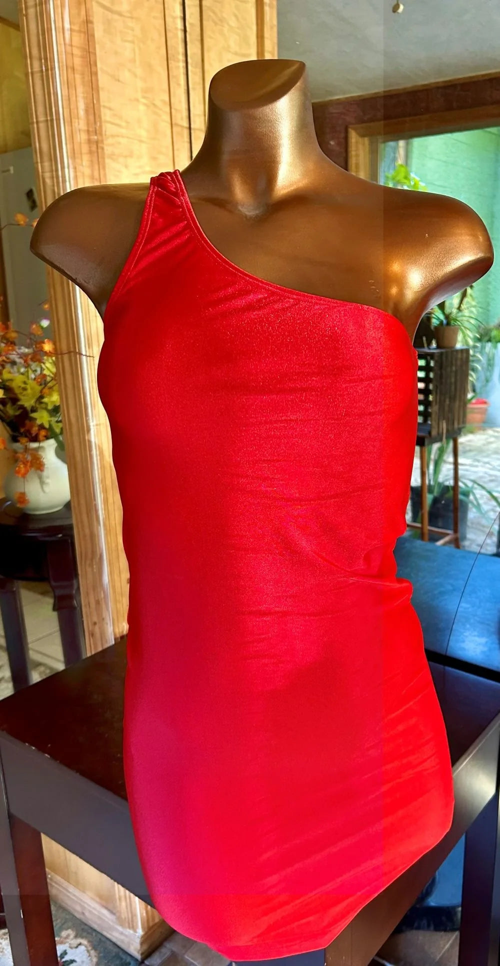 X Small Crimson Red Bellona