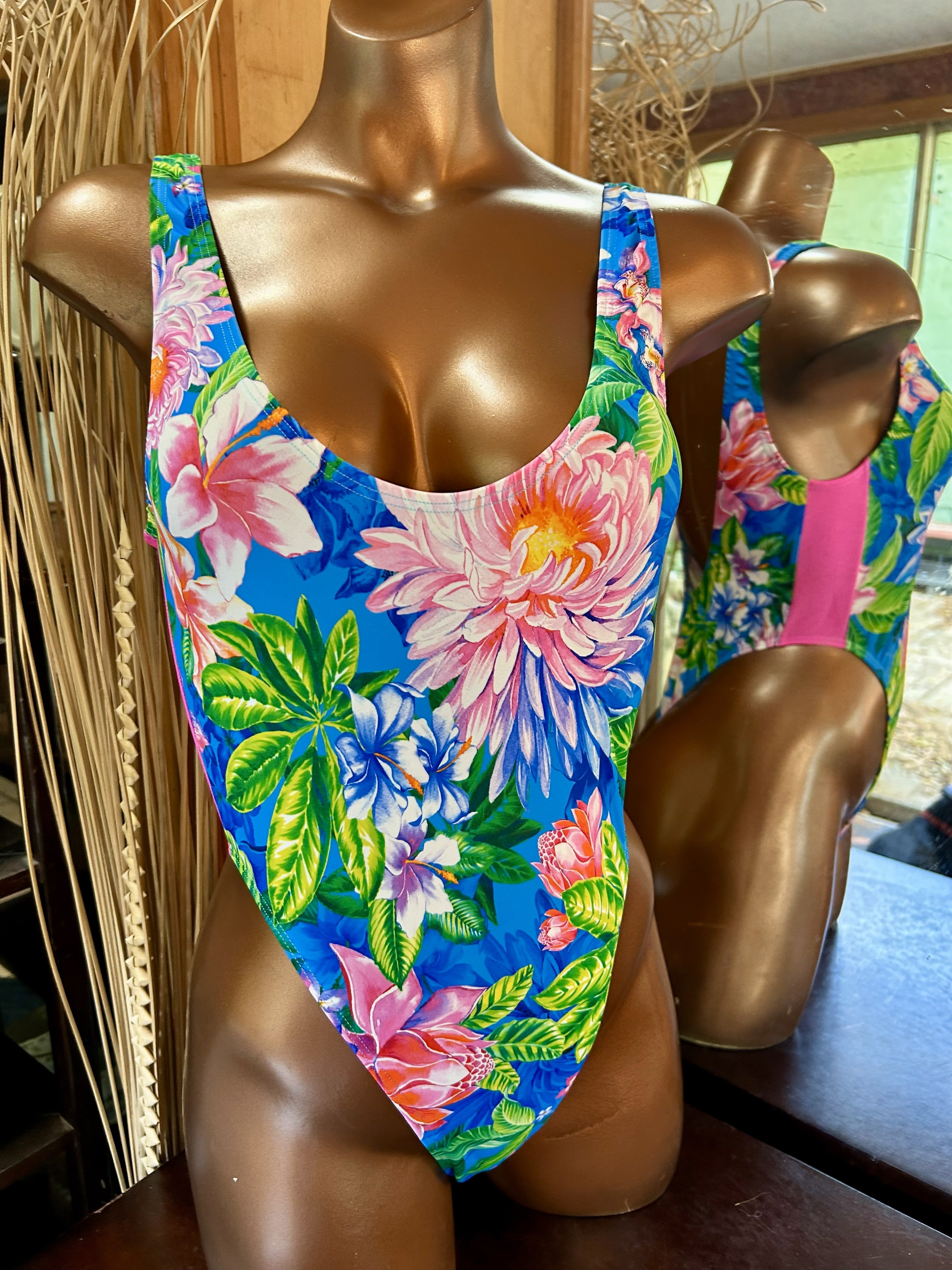 *Small vivid flower Bronx one piece