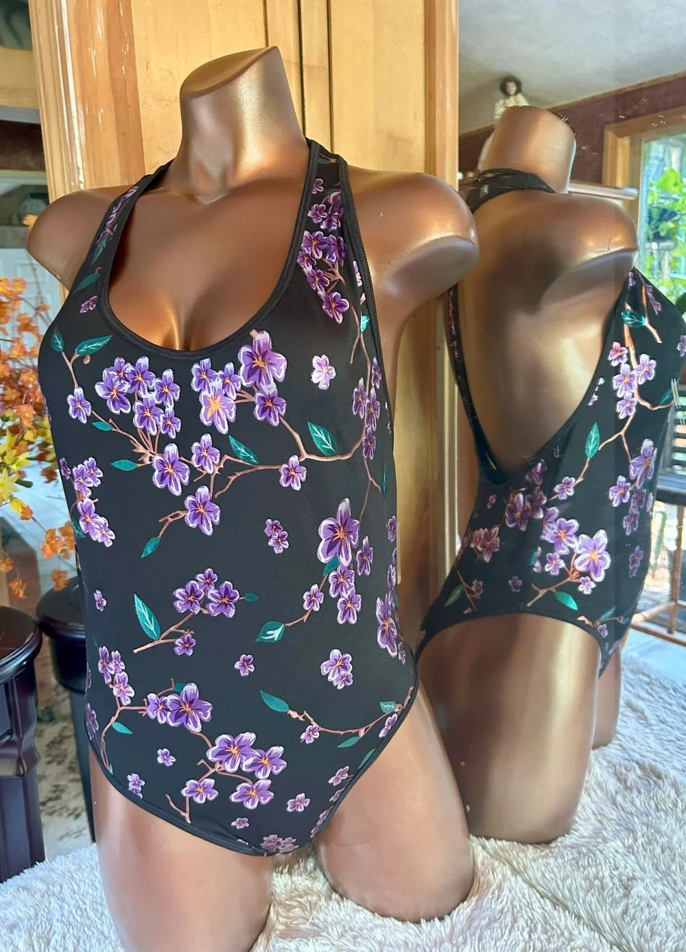 *Medium Akia in Metallic Orchid